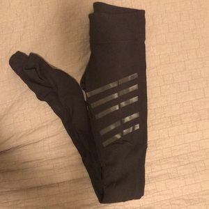 Alo Yoga Goddess Leggings size M